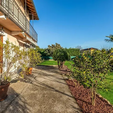 Villa Villino Maria Private Garden&relax - Happy *